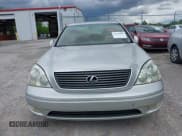 ✅ 2003 Lexus LS 430 • VIN: JTHBN30F430110407 • Lot: 42276835. Listed on IAAI with 260,562 mi. Free auction sales archive from the USA and detailed vehicle history report at DreamBid. Image 6.