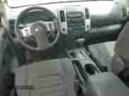 2014 Nissan Frontier S z VIN 1N6BD0CT3EN721553, wystawiony jako Copart lot #71784575 z przebiegiem 77 531 mil mil oraz Szkoda całkowita • Salvage title. Historia ofert i sprzedaży dostępna na DreamBid. Obrazek 8.