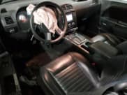 ✅ 2010 Dodge Challenger R/T Classic • VIN: 2B3CJ5DT0AH261218 • Lot: 42392605. Wystawiony na Copart z przebiegiem 79 568 mil. Bezpłatny archiwum sprzedaży aukcyjnych z USA i szczegółowy raport historii pojazdu na DreamBid. Zdjęcie 8.