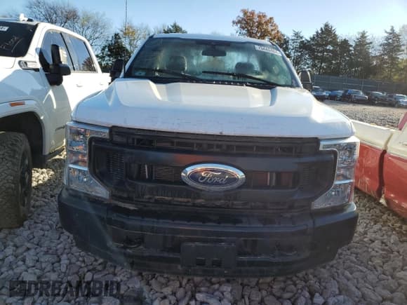 ✅ 2022 Ford F-250 XL • VIN: 1FTBF2A67NEE94941 • Lot: 75440464. Wystawiony na Copart z przebiegiem Nie podano. Bezpłatny archiwum sprzedaży aukcyjnych z USA i szczegółowy raport historii pojazdu na DreamBid. Zdjęcie 5.