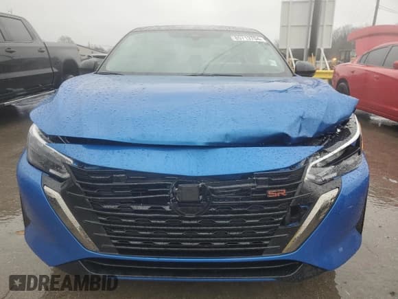 ✅ 2024 Nissan Sentra SR • VIN: 3N1AB8DV5RY287828 • Lot: 85713704. Wystawiony na Copart z przebiegiem 1 501 mil. Bezpłatny archiwum sprzedaży aukcyjnych z USA i szczegółowy raport historii pojazdu na DreamBid. Zdjęcie 5.