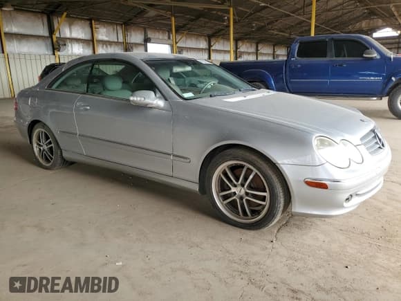 ✅ 2004 Mercedes-Benz CLK 320 • VIN: WDBTJ65J74F114691 • Lot: 65089925. Listed on Copart with 205,548 mi. Free auction sales archive from the USA and detailed vehicle history report at DreamBid. Image 4.