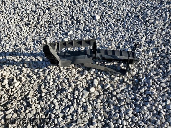 ✅ 2011 Dodge Challenger R/T • VIN: 2B3CJ5DT8BH604715 • Lot: 77253944. Wystawiony na Copart z przebiegiem 130 207 mil. Bezpłatny archiwum sprzedaży aukcyjnych z USA i szczegółowy raport historii pojazdu na DreamBid. Zdjęcie 12.