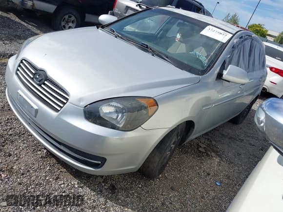 ✅ 2009 Hyundai Accent Auto GLS • VIN: KMHCN46C39U295961 • Лот: 37275822. Опубликован ранее на IAAI с пробегом 189 666 миль. Бесплатный доступ к архиву аукционных продаж из США и подробный отчёт об истории автомобиля на DreamBid. Изображение 2.