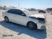 ✅ 2018 Volkswagen Jetta SE • VIN: 3VWB67AJXJM203433 • Lot: 85317125. Listed on Copart with 54,076 mi. Free auction sales archive from the USA and detailed vehicle history report at DreamBid. Image 4.