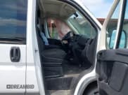 ✅ 2017 Ram ProMaster Cargo • VIN: 3C6TRVAG9HE517223 • Lot: 42793706. Listed on IAAI with 118,552 mi. Free auction sales archive from the USA and detailed vehicle history report at DreamBid. Image 5.
