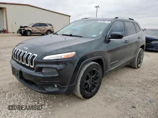 ✅ 2016 Jeep Cherokee North • VIN: 1C4PJLCS0GW281699 • Лот: 83966115. Опубликован ранее на Copart с пробегом 175 471 миль. Бесплатный доступ к архиву аукционных продаж из США и подробный отчёт об истории автомобиля на DreamBid. Изображение 1.
