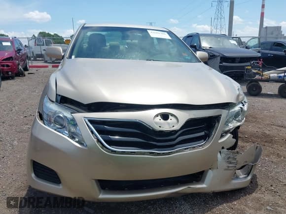 ✅ 2010 Toyota Camry • VIN: 4T4BF3EKXAR063671 • Lot: 42601366. Listed on IAAI with 154,584 mi. Free auction sales archive from the USA and detailed vehicle history report at DreamBid. Image 12.