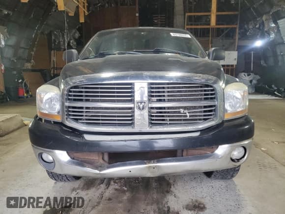 ✅ 2008 Dodge 1500 SLT • VIN: 1D7HU18228S511895 • Lot: 89788035. Listed on Copart with 283,705 mi. Free auction sales archive from the USA and detailed vehicle history report at DreamBid. Image 5.