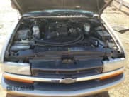 ✅ 2002 Chevrolet S-10 LS • VIN: 1GCCS145828255597 • Лот: 80866234. Опубликован ранее на Copart с пробегом 178 361 миль. Бесплатный доступ к архиву аукционных продаж из США и подробный отчёт об истории автомобиля на DreamBid. Изображение 12.