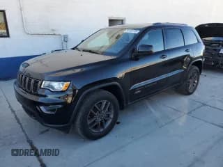 ✅ 2016 Jeep Grand Cherokee Laredo • VIN: 1C4RJFAG9GC505059 • Лот: 90102135. Опубликован ранее на Copart с пробегом 134 358 миль. Бесплатный доступ к архиву аукционных продаж из США и подробный отчёт об истории автомобиля на DreamBid. Изображение 1.