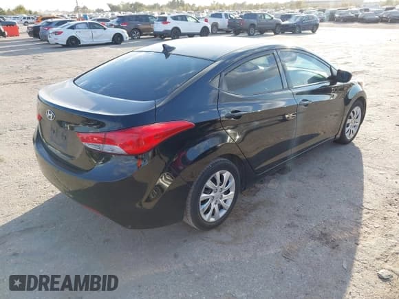✅ 2013 Hyundai Elantra GLS • VIN: 5NPDH4AE3DH199940 • Лот: 43701435. Опубликован ранее на IAAI с пробегом 118 795 миль. Бесплатный доступ к архиву аукционных продаж из США и подробный отчёт об истории автомобиля на DreamBid. Изображение 4.