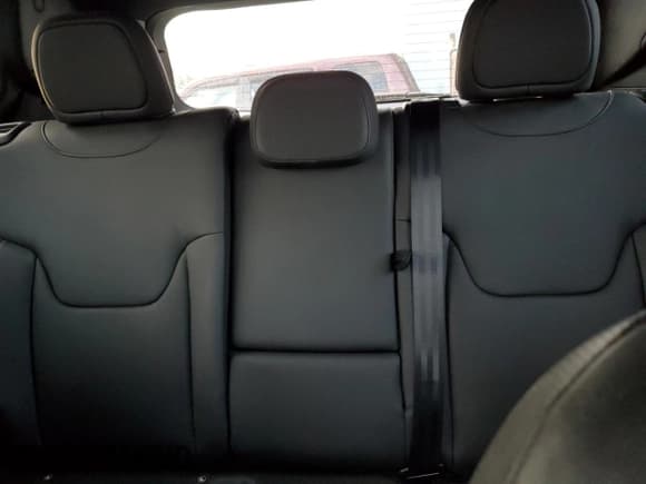 ✅ 2020 Jeep Renegade Altitude • VIN: ZACNJBB15LPL22262 • Lot: 81070924. Listed on Copart with 20,394 mi. Free auction sales archive from the USA and detailed vehicle history report at DreamBid. Image 10.