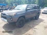 ✅ 2018 Toyota 4Runner SR5 • VIN: JTEBU5JRXJ5588321 • Lot: 42261520. Listed on IAAI with 135,804 mi. Free auction sales archive from the USA and detailed vehicle history report at DreamBid. Image 2.