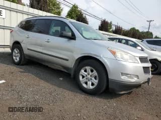 ✅ 2010 Chevrolet Traverse LS • VIN: 1GNLVEED9AJ223373 • Lot: 67329084. Wystawiony na Copart z przebiegiem 134 162 mil. Bezpłatny archiwum sprzedaży aukcyjnych z USA i szczegółowy raport historii pojazdu na DreamBid. Zdjęcie 4.