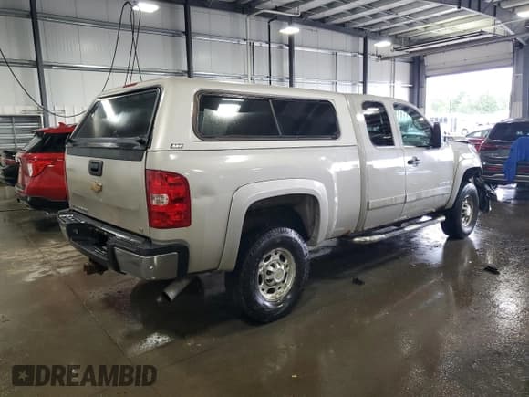 ✅ 2007 Chevrolet Silverado 2500HD Work Truck • VIN: 1GCHK29K87E506699 • Лот: 65772784. Опубликован ранее на Copart с пробегом 161 536 миль. Бесплатный доступ к архиву аукционных продаж из США и подробный отчёт об истории автомобиля на DreamBid. Изображение 3.