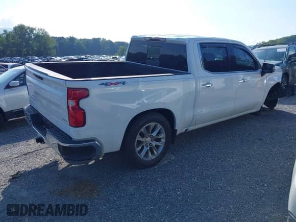 2019 Chevrolet Silverado 1500 LTZ z VIN 1GCUYGED2KZ102414, wystawiony jako IAAI lot #42819711 z przebiegiem 143 243 mil mil oraz . Historia ofert i sprzedaży dostępna na DreamBid. Obrazek 4.