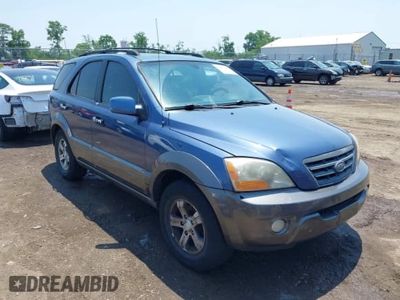 ✅ 2007 Kia Sorento LX • VIN: KNDJD736775665931 • Lot: 42471301. Listed on IAAI with 119,870 mi. Free auction sales archive from the USA and detailed vehicle history report at DreamBid. Image 1.