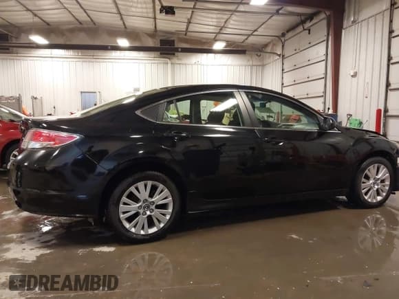 ✅ 2010 Mazda 6 i Touring • VIN: 1YVHZ8CH0A5M09722 • Lot: 43815621. Listed on IAAI with 173,693 mi. Free auction sales archive from the USA and detailed vehicle history report at DreamBid. Image 14.
