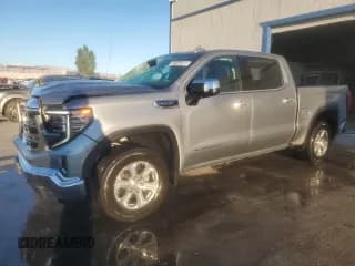✅ 2025 GMC Sierra 1500 SLT • VIN: 3GTUUDED1SG198286 • Лот: 87244395. Опубликован ранее на Copart с пробегом 19 990 миль. Бесплатный доступ к архиву аукционных продаж из США и подробный отчёт об истории автомобиля на DreamBid. Изображение 1.