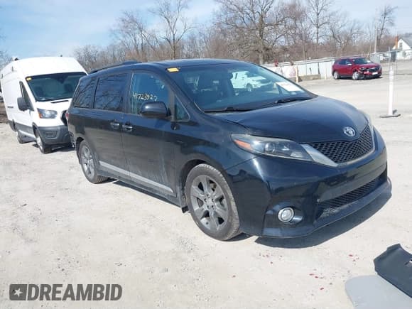 ✅ 2015 Toyota Sienna SE • VIN: 5TDXK3DC9FS652765 • Lot: 41723922. Listed on IAAI with 105,679 mi. Free auction sales archive from the USA and detailed vehicle history report at DreamBid. Image 1.