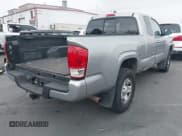 ✅ 2017 Toyota Tacoma SR • VIN: 5TFRX5GN6HX079808 • Лот: 42373423. Опубликован ранее на IAAI с пробегом 173 293 миль. Бесплатный доступ к архиву аукционных продаж из США и подробный отчёт об истории автомобиля на DreamBid. Изображение 4.