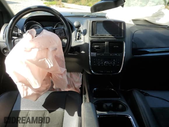 ✅ 2020 Dodge Grand Caravan SXT • VIN: 2C4RDGCGXLR189893 • Лот: 71952695. Опубликован ранее на Copart с пробегом 139 659 миль. Бесплатный доступ к архиву аукционных продаж из США и подробный отчёт об истории автомобиля на DreamBid. Изображение 8.