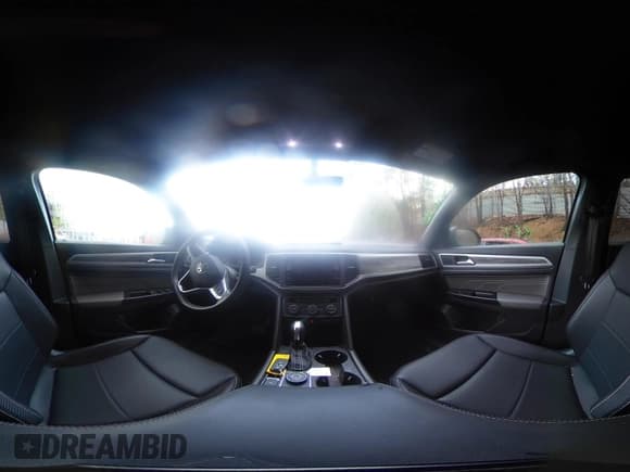 ✅ 2021 Volkswagen Atlas SE • VIN: 1V2HC2CA1MC204500 • Лот: 42176040. Опубликован ранее на IAAI с пробегом 64 330 миль. Бесплатный доступ к архиву аукционных продаж из США и подробный отчёт об истории автомобиля на DreamBid. Изображение 18.