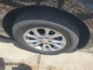 ✅ 2019 Chevrolet Equinox LT • VIN: 2GNAXTEV3K6258794 • Lot: 42399711. Wystawiony na IAAI z przebiegiem 90 614 mil. Bezpłatny archiwum sprzedaży aukcyjnych z USA i szczegółowy raport historii pojazdu na DreamBid. Zdjęcie 1.