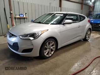 ✅ 2016 Hyundai Veloster • VIN: KMHTC6AD5GU261292 • Lot: 90409895. Wystawiony na Copart z przebiegiem 81 835 mil. Bezpłatny archiwum sprzedaży aukcyjnych z USA i szczegółowy raport historii pojazdu na DreamBid. Zdjęcie 1.