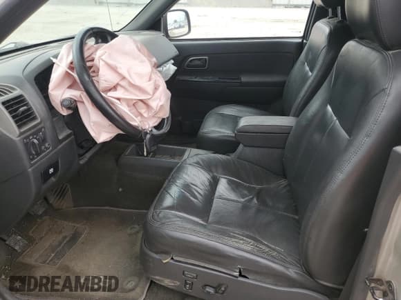 ✅ 2004 Chevrolet Colorado 1SB LS Z85 • VIN: 1GCDT136048135579 • Лот: 55729635. Опубликован ранее на Copart с пробегом 242 895 миль. Бесплатный доступ к архиву аукционных продаж из США и подробный отчёт об истории автомобиля на DreamBid. Изображение 7.