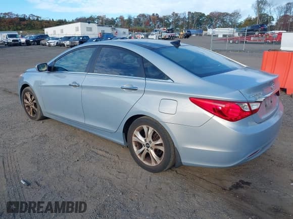 ✅ 2012 Hyundai Sonata Limited • VIN: 5NPEC4AC4CH441117 • Lot: 43371376. Wystawiony na IAAI z przebiegiem 145 966 mil. Bezpłatny archiwum sprzedaży aukcyjnych z USA i szczegółowy raport historii pojazdu na DreamBid. Zdjęcie 3.