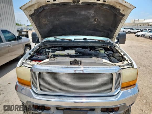 ✅ 2001 Ford Excursion XLT • VIN: 1FMNU41S31EB86876 • Lot: 61187645. Wystawiony na Copart z przebiegiem 172 135 mil. Bezpłatny archiwum sprzedaży aukcyjnych z USA i szczegółowy raport historii pojazdu na DreamBid. Zdjęcie 12.