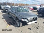 ✅ 2014 Audi Q5 Premium Plus • VIN: WA1LFAFP8EA104396 • Lot: 43620540. Listed on IAAI with 122,638 mi. Free auction sales archive from the USA and detailed vehicle history report at DreamBid. Image 1.