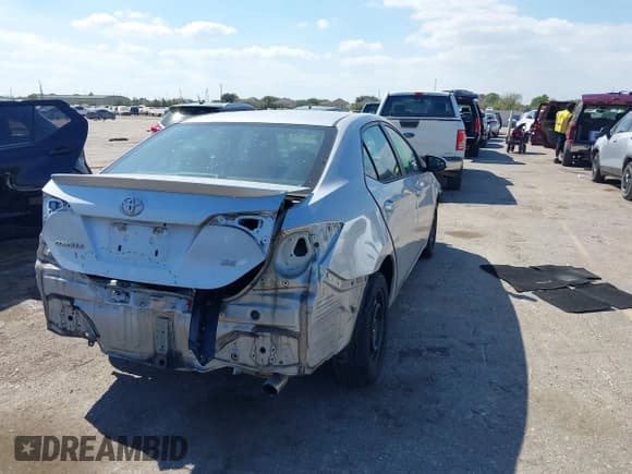 ✅ 2017 Toyota Corolla LE • VIN: 5YFBURHE2HP579804 • Лот: 43441128. Опубликован ранее на IAAI с пробегом 139 998 миль. Бесплатный доступ к архиву аукционных продаж из США и подробный отчёт об истории автомобиля на DreamBid. Изображение 4.