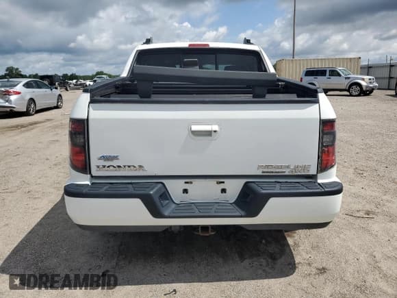 ✅ 2014 Honda Ridgeline SE • VIN: 5FPYK1F65EB006617 • Lot: 62308845. Wystawiony na Copart z przebiegiem 88 032 mil. Bezpłatny archiwum sprzedaży aukcyjnych z USA i szczegółowy raport historii pojazdu na DreamBid. Zdjęcie 6.