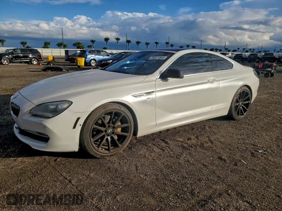 ✅ 2012 BMW 6 Series 650i xDrive • VIN: WBALX5C59CC894531 • Лот: 94411845. Опубликован ранее на Copart с пробегом 137 298 миль. Бесплатный доступ к архиву аукционных продаж из США и подробный отчёт об истории автомобиля на DreamBid. Изображение 1.