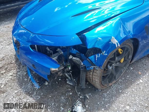 ✅ 2021 Alfa Romeo Giulia Quadrifoglio • VIN: ZARFAMEV1M7648209 • Lot: 42241740. Wystawiony na IAAI z przebiegiem 48 850 mil. Bezpłatny archiwum sprzedaży aukcyjnych z USA i szczegółowy raport historii pojazdu na DreamBid. Zdjęcie 6.