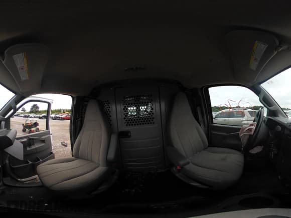 ✅ 2023 Chevrolet Express Cargo • VIN: 1GCWGAFP7P1216450 • Лот: 43000270. Опубликован ранее на IAAI с пробегом 35 696 миль. Бесплатный доступ к архиву аукционных продаж из США и подробный отчёт об истории автомобиля на DreamBid. Изображение 18.