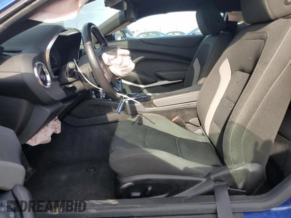 ✅ 2021 Chevrolet Camaro 1LS • VIN: 1G1FB1RX1M0131429 • Lot: 68465975. Listed on Copart with 55,264 mi. Free auction sales archive from the USA and detailed vehicle history report at DreamBid. Image 7.