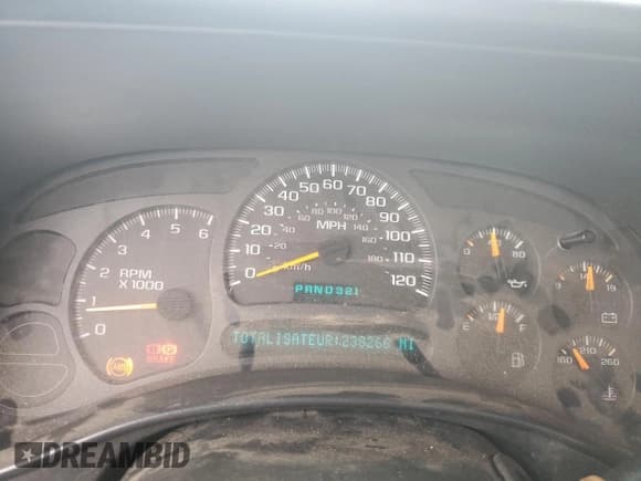 ✅ 2006 Chevrolet Silverado 2500HD LT1 • VIN: 1GCHK29U26E234974 • Lot: 81719045. Listed on Copart with 238,266 mi. Free auction sales archive from the USA and detailed vehicle history report at DreamBid. Image 9.