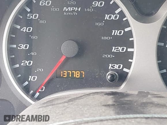 ✅ 2005 Chevrolet Equinox LS • VIN: 2CNDL13F156132399 • Лот: 41383545. Опубликован ранее на IAAI с пробегом 137 787 миль. Бесплатный доступ к архиву аукционных продаж из США и подробный отчёт об истории автомобиля на DreamBid. Изображение 16.