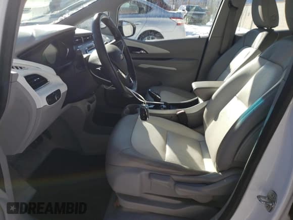 ✅ 2020 Chevrolet Bolt EV Premier • VIN: 1G1FZ6S0XL4149960 • Lot: 88268315. Wystawiony na Copart z przebiegiem 20 544 mil. Bezpłatny archiwum sprzedaży aukcyjnych z USA i szczegółowy raport historii pojazdu na DreamBid. Zdjęcie 7.