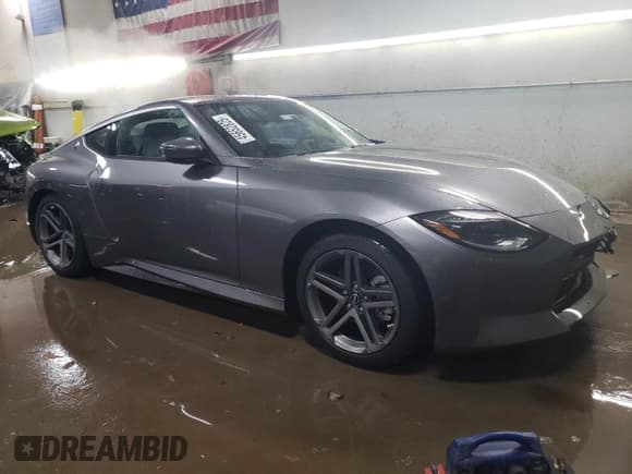 ✅ 2024 Nissan Z Sport • VIN: JN1BZ4AH2RM363287 • Lot: 45652825. Listed on Copart with 8,737 mi. Free auction sales archive from the USA and detailed vehicle history report at DreamBid. Image 4.