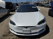 ✅ 2018 Tesla Model S 75D • VIN: 5YJSA1E22JF271733 • Lot: 67397235. Wystawiony na Copart z przebiegiem 38 008 mil. Bezpłatny archiwum sprzedaży aukcyjnych z USA i szczegółowy raport historii pojazdu na DreamBid. Zdjęcie 5.