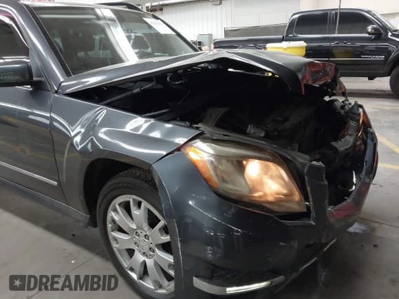 ✅ 2013 Mercedes-Benz GLK 350 • VIN: WDCGG5HB6DF972292 • Лот: 43258184. Опубликован ранее на IAAI с пробегом 118 716 миль. Бесплатный доступ к архиву аукционных продаж из США и подробный отчёт об истории автомобиля на DreamBid. Изображение 6.