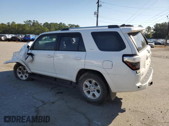 ✅ 2023 Toyota 4Runner SR5 Premium • VIN: JTENU5JR5P6120092 • Лот: 72053035. Опубликован ранее на Copart с пробегом 69 791 миль. Бесплатный доступ к архиву аукционных продаж из США и подробный отчёт об истории автомобиля на DreamBid. Изображение 2.