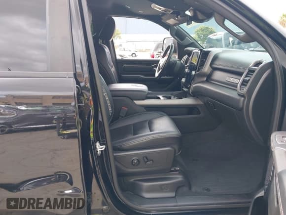 ✅ 2021 Ram 1500 Rebel • VIN: 1C6SRFLTXMN574032 • Lot: 43409254. Wystawiony na IAAI z przebiegiem 34 480 mil. Bezpłatny archiwum sprzedaży aukcyjnych z USA i szczegółowy raport historii pojazdu na DreamBid. Zdjęcie 5.