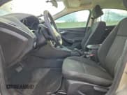 ✅ 2016 Ford Focus SE • VIN: 1FADP3F25GL361522 • Лот: 94776715. Опубликован ранее на Copart с пробегом 64 374 миль. Бесплатный доступ к архиву аукционных продаж из США и подробный отчёт об истории автомобиля на DreamBid. Изображение 7.