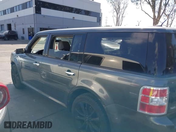 ✅ 2019 Ford Flex SEL • VIN: 2FMGK5C8XKBA13097 • Lot: 43227261. Listed on IAAI with 56,906 mi. Free auction sales archive from the USA and detailed vehicle history report at DreamBid. Image 14.